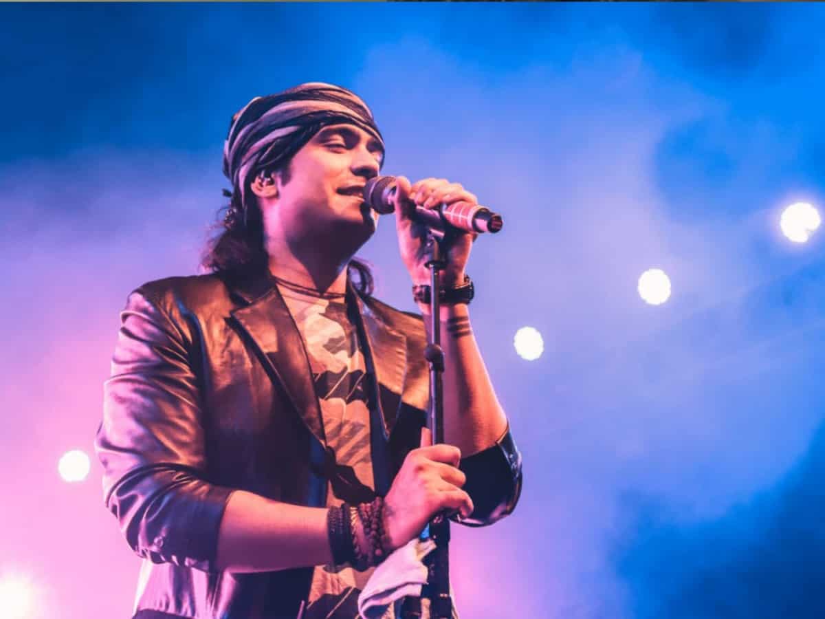 Arrest Jubin Nautiyal' trends on Twitter over singer's US concert, know why netizens are trolling him
